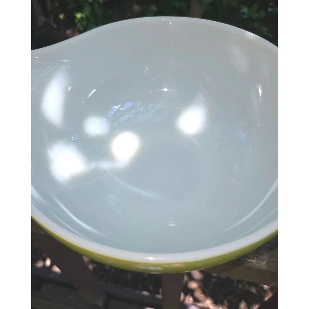 Vintage Pyrex Spring Blossom Green Crazy Daisy Cinderella Mixing Bowl Set 4